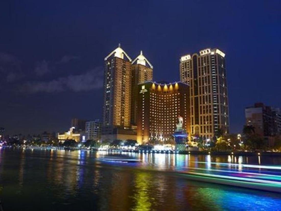 國賓大飯店(Ambassador Hotel)