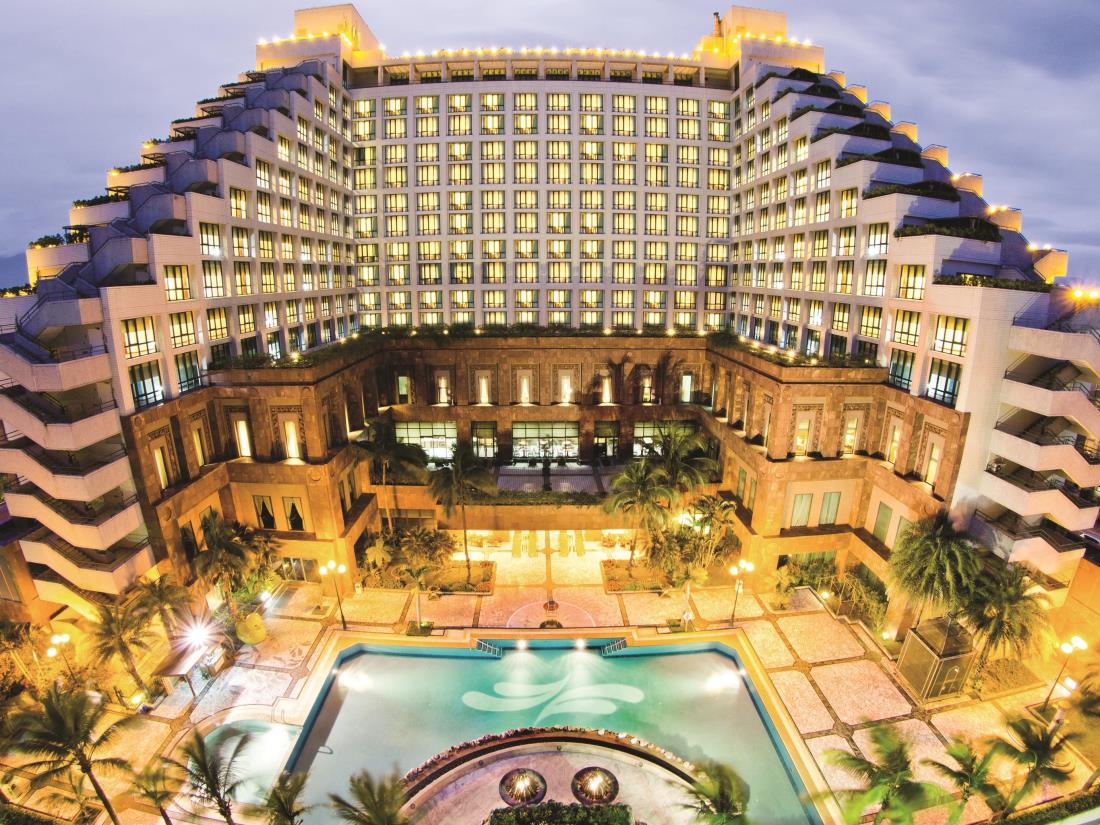 娜路彎大酒店(Naruwan Hotel)