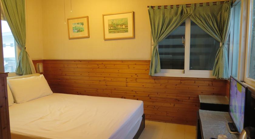 人字山莊(Renzji Village B&B)