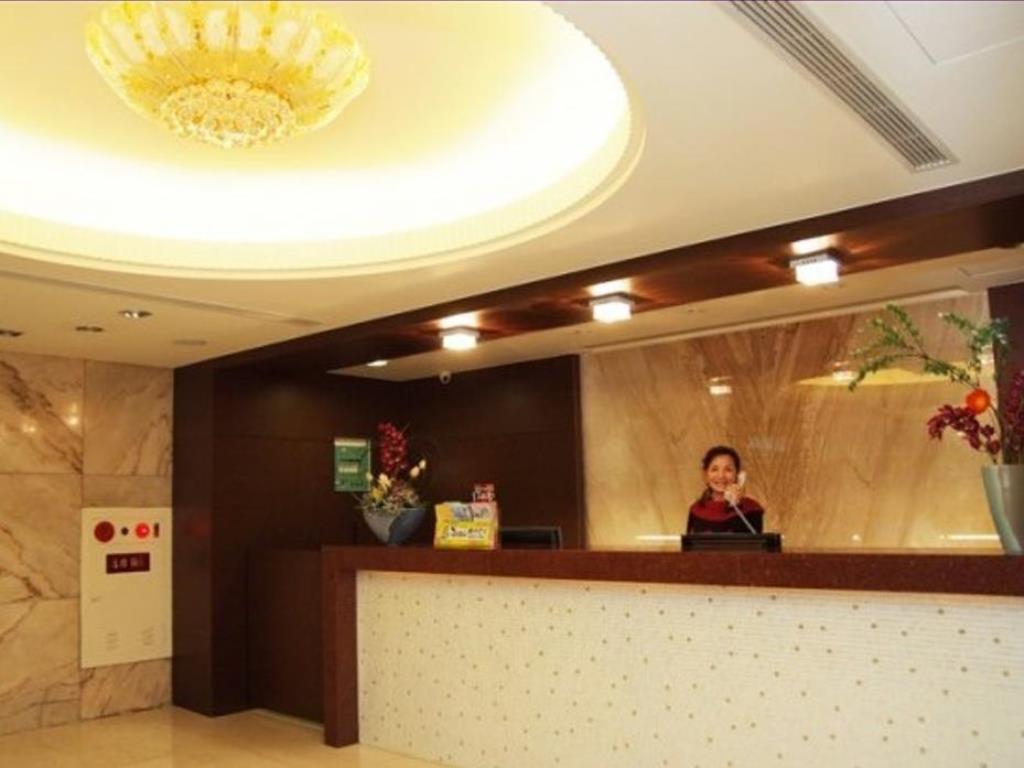 力歐時尚旅館站前館(Lio Hotel)