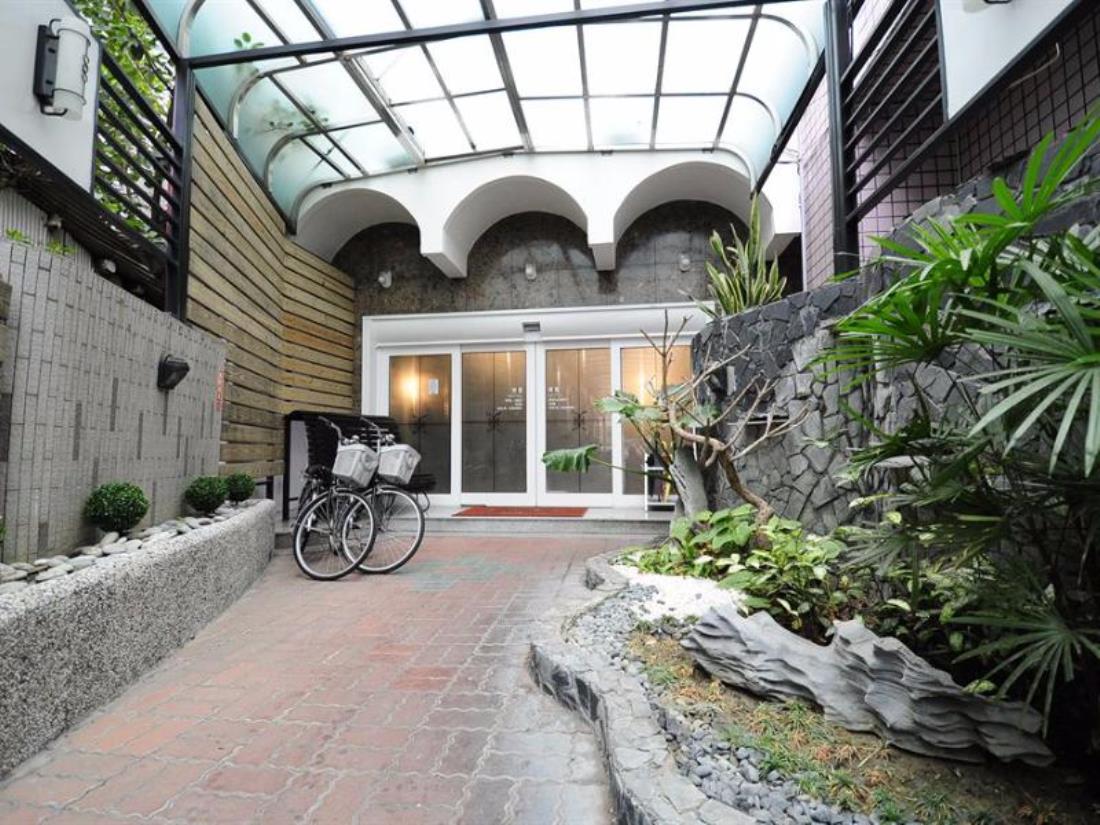 河堤時尚旅店-愛河館(The Riverside Hotel Fashion)