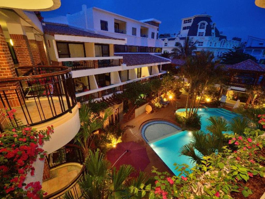 冒煙的喬雅客旅店(Smokey Joe's Hotel)