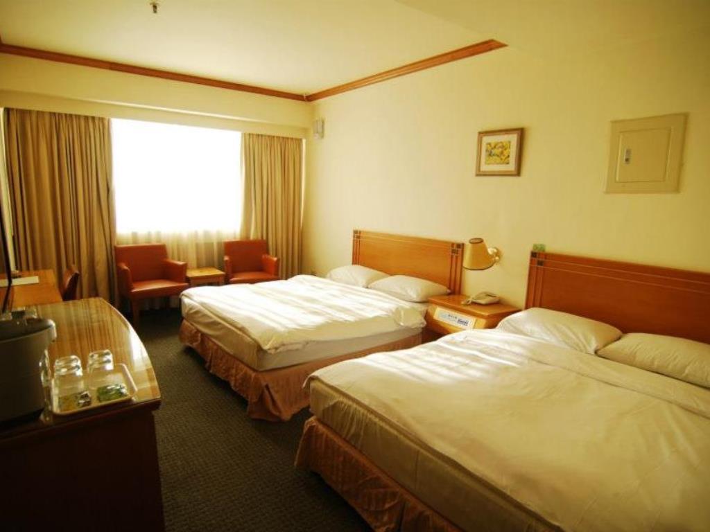 日月光飯店(Hooyai Hotel Kenting)