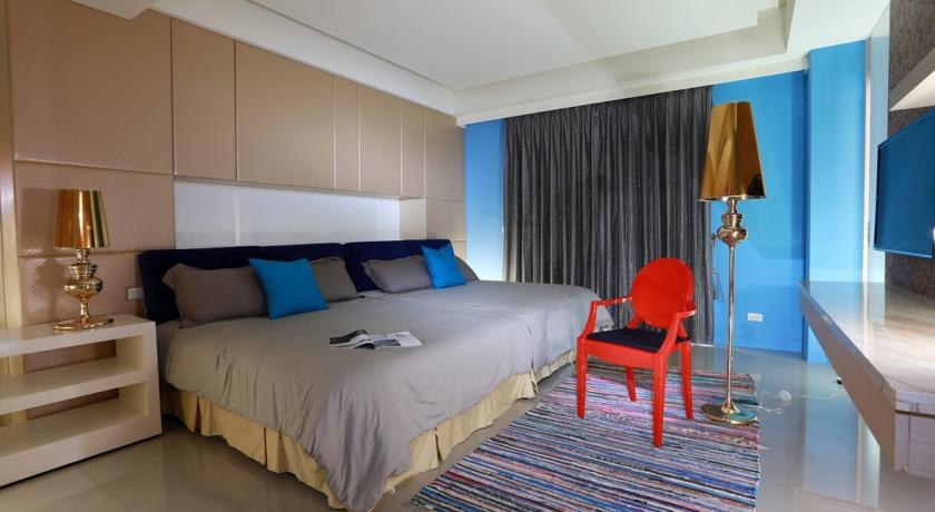 春在民宿(Spring Season)