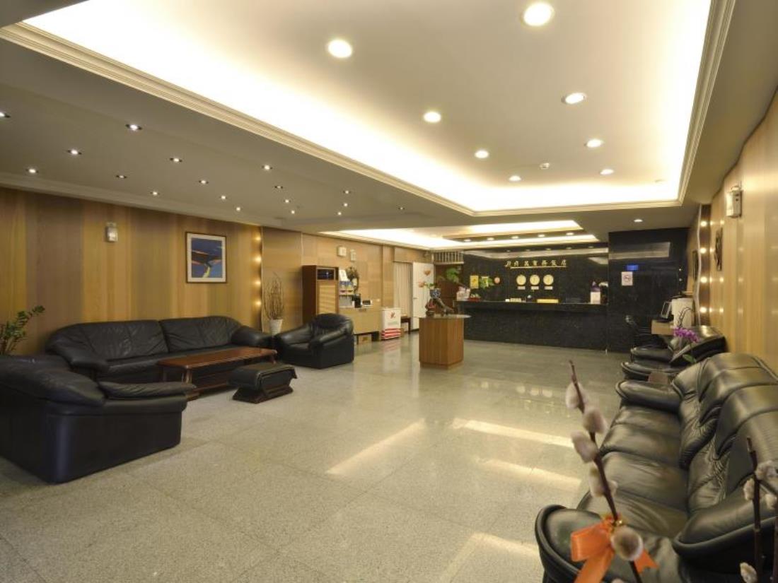 均英商務飯店(Jiuning Business Hotel)