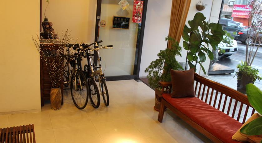 東風雅舍民宿(EW Home)