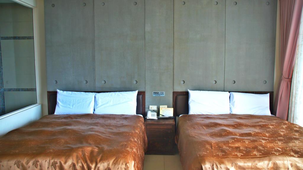 山中湖民宿(Lake In Mountain B&B)