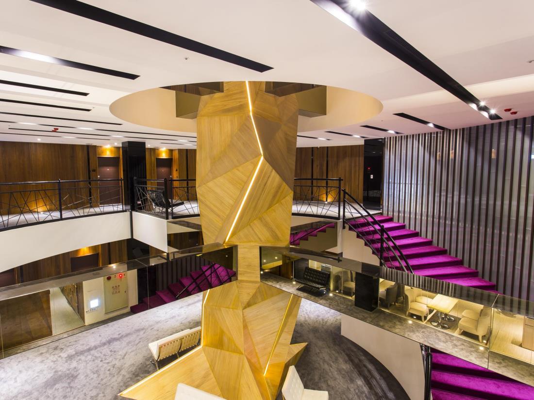 樹屋旅店(The Tree House)