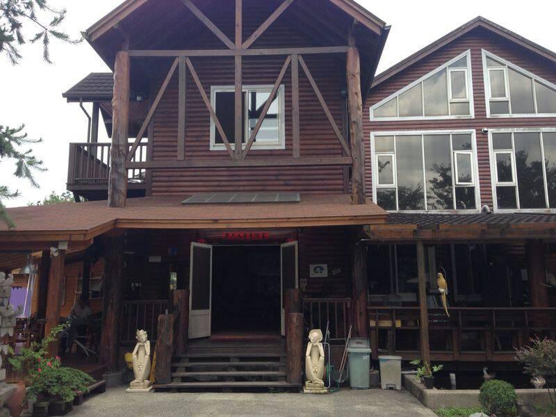 水月山莊(Moon River Villa)