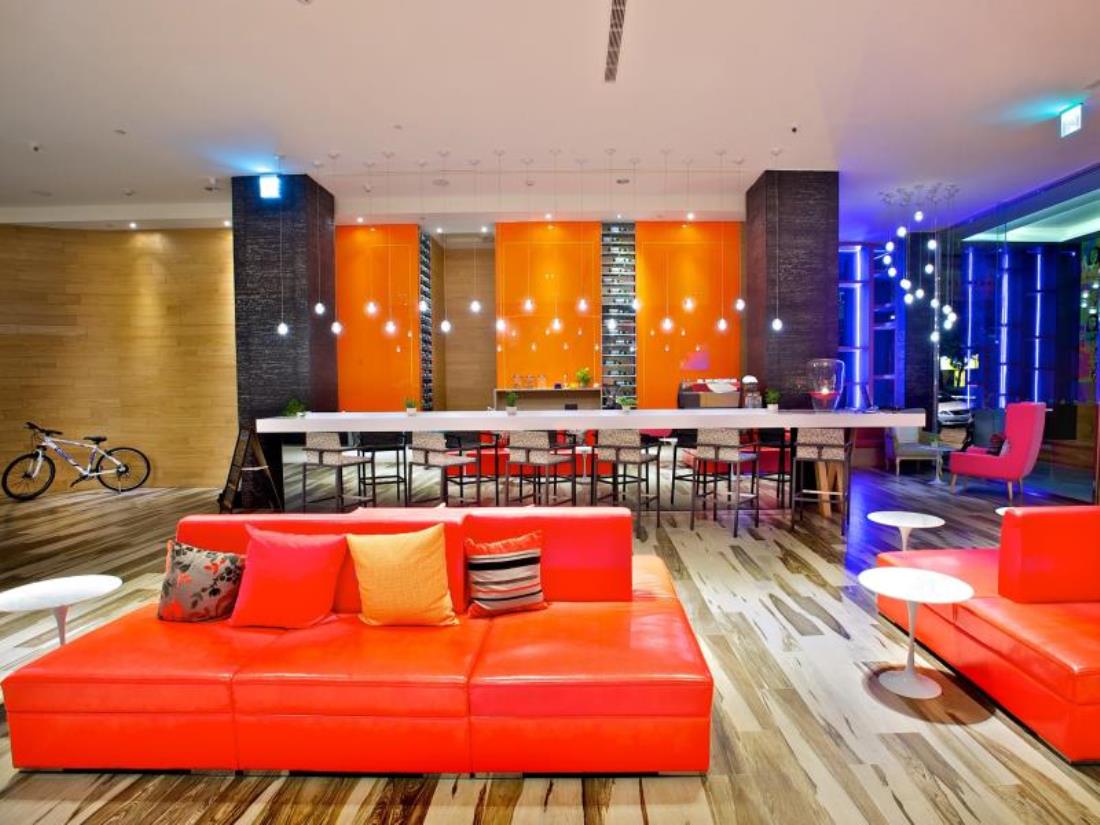 富驛商旅高雄中華路館(FX Inn Kaohsiung Zhonghua Road Branch)