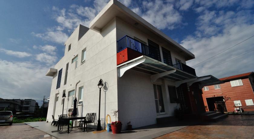 超平價民宿風格館(ChaoPingJia Fengge Guesthouse)