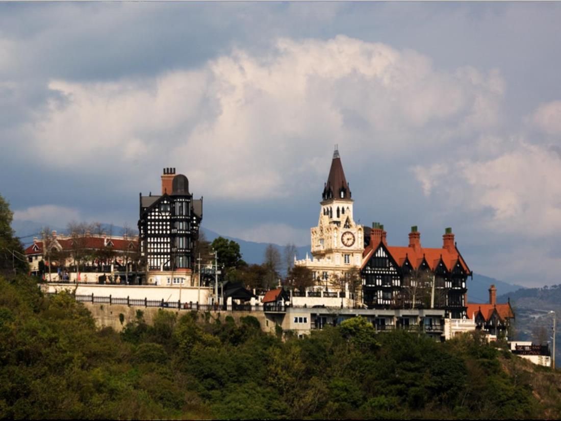 老英格蘭莊園(The Old England Hotel)