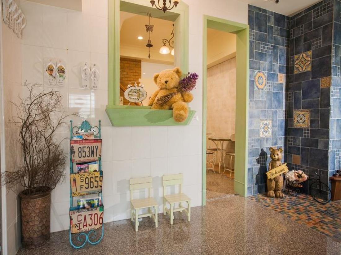 東港大鵬灣芳鄰民宿(Funny Bed and Breakfast)