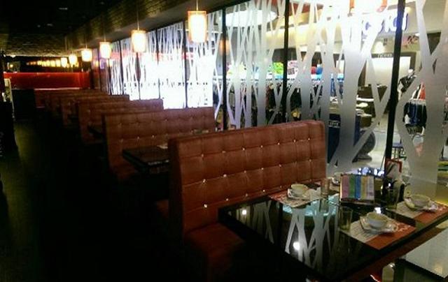 小蒙牛頂級麻辣養生鍋(家樂福苗栗店)