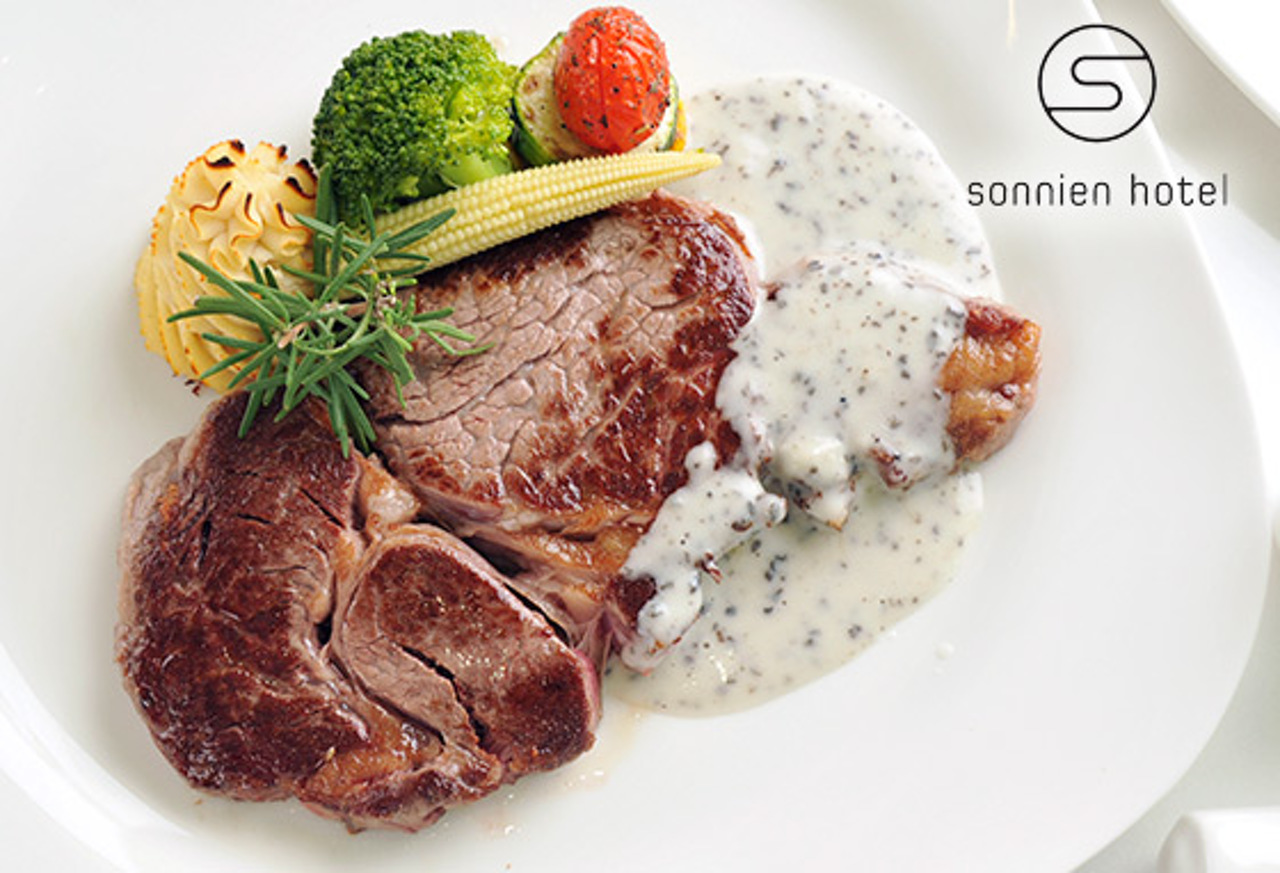 J3 餐酒館-Sonnien Hotel 松哖酒店