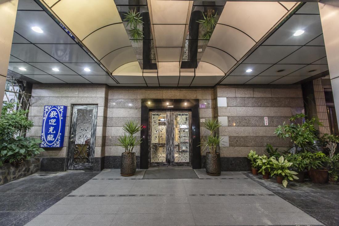 雲端商務旅館(The Cloud Hotel)