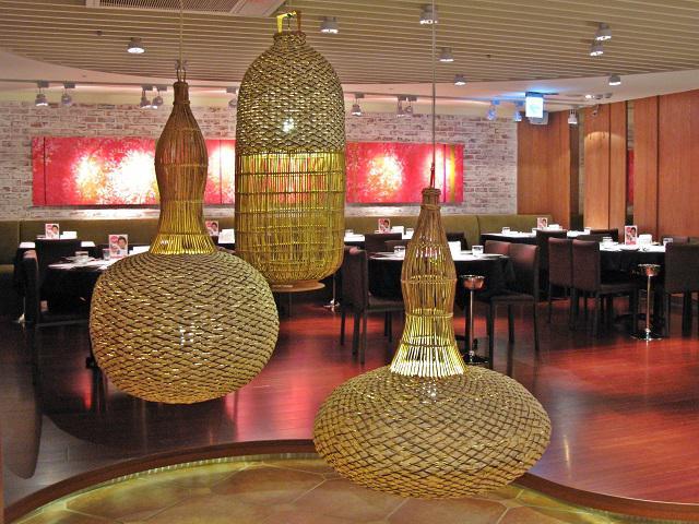 瓦城泰國料理-台南三越中山店