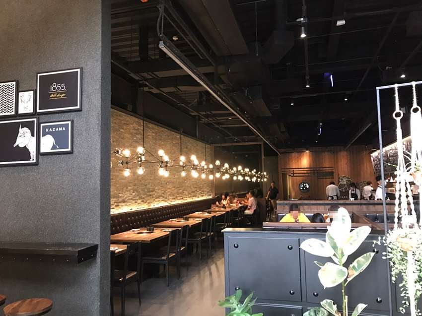 燒肉風間KAZAMA-台中公益路超人氣燒烤，台中人都推的燒肉店，專人服務超貼心(台中燒肉推薦)