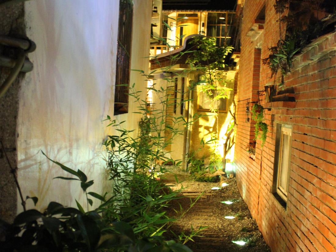 Alley Walk B & B
