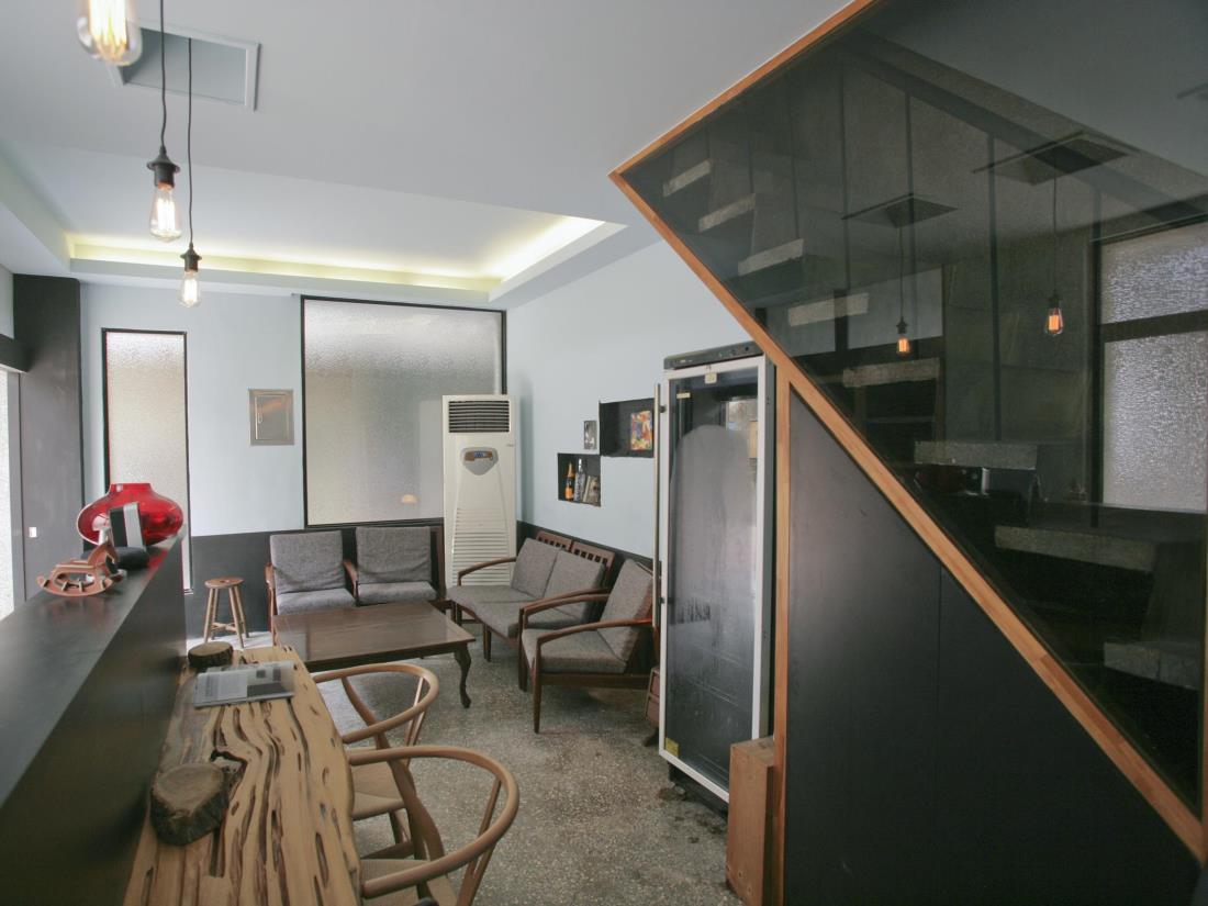 烏居台南(Black House Tainan)