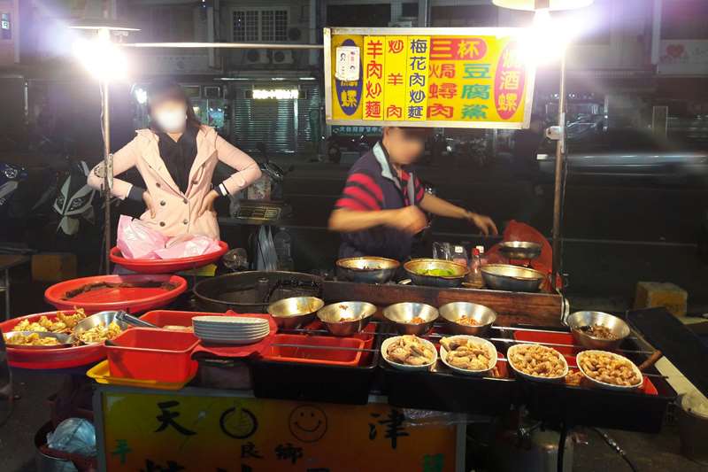 良鄉-天津糖炒栗子、燒酒螺(台中東平夜市)