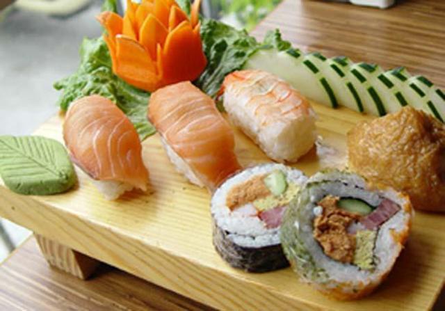 石頭日式燒肉(鳳山建國店)