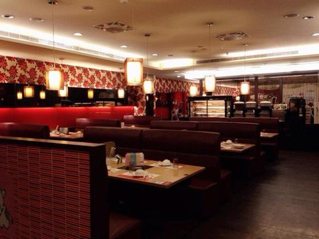 小蒙牛頂級麻辣養生鍋(家樂福仁德店)