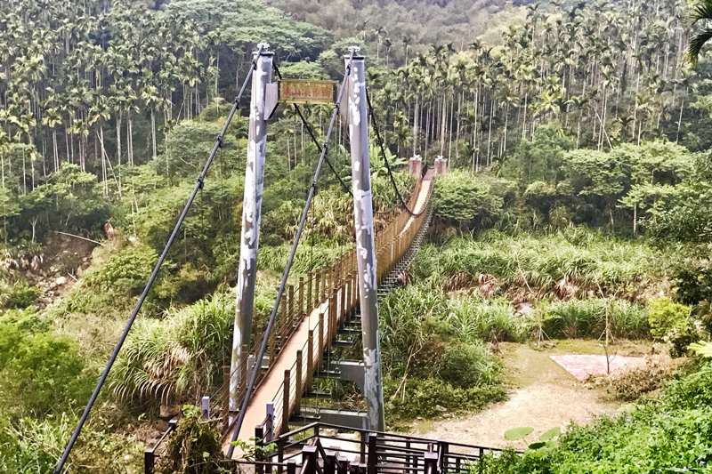 雲林華山溪吊橋(華山小天梯)