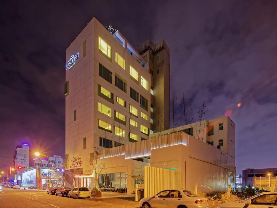Hotel 7 逢甲(Hotel 7 Taichung)