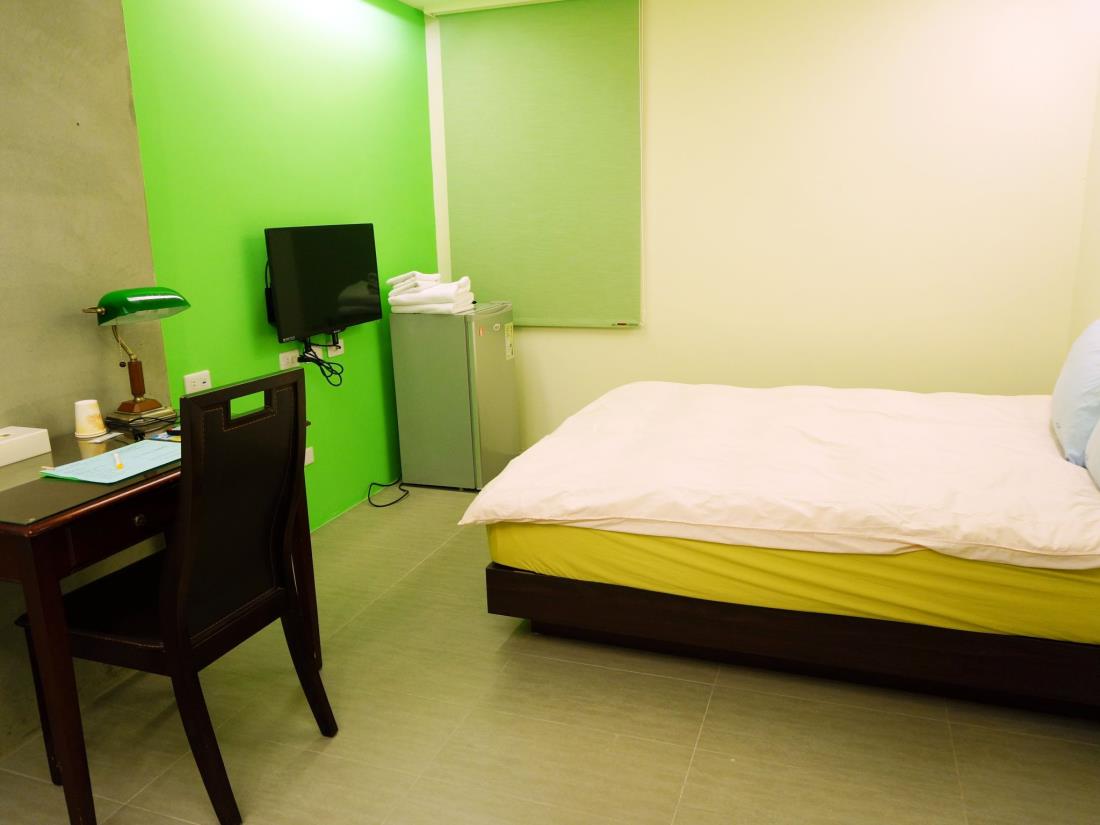 茵革公寓(Eagle Apartment)