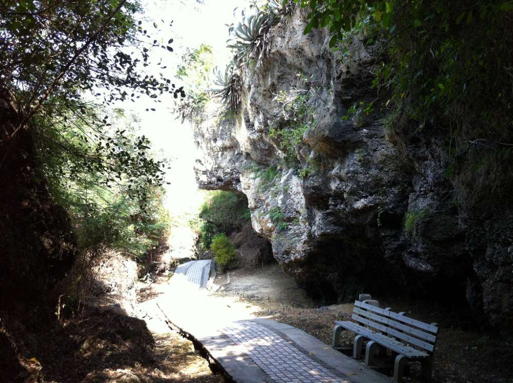 美人洞風景區-小琉球