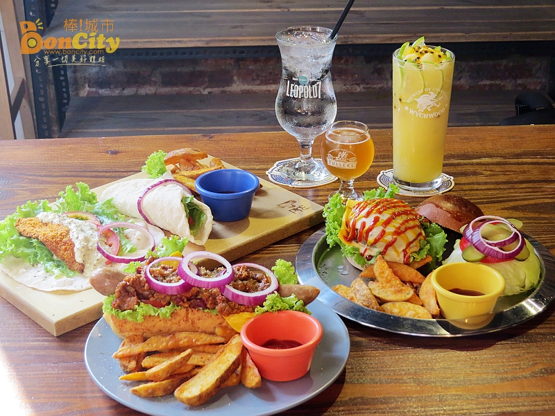 「牛逼館子」透過管子、館子意象，連結與人交流、享食與展覽的小天地！