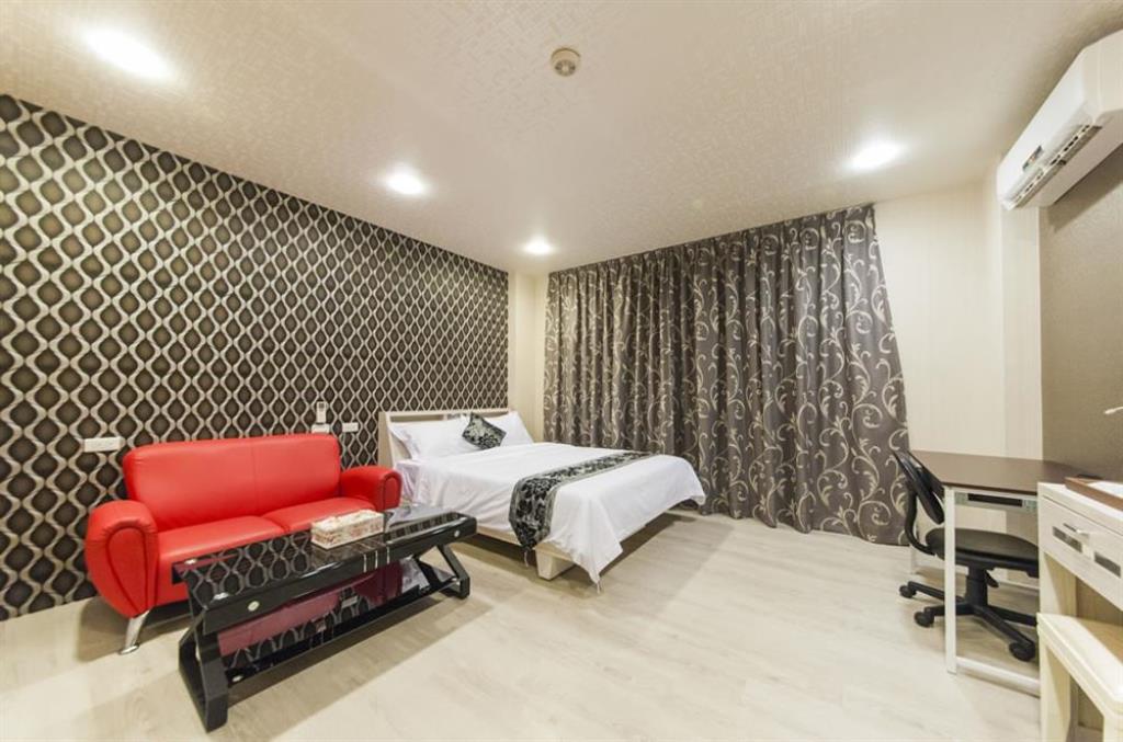 羅東夜市芊田民宿(Qingtian B&B)