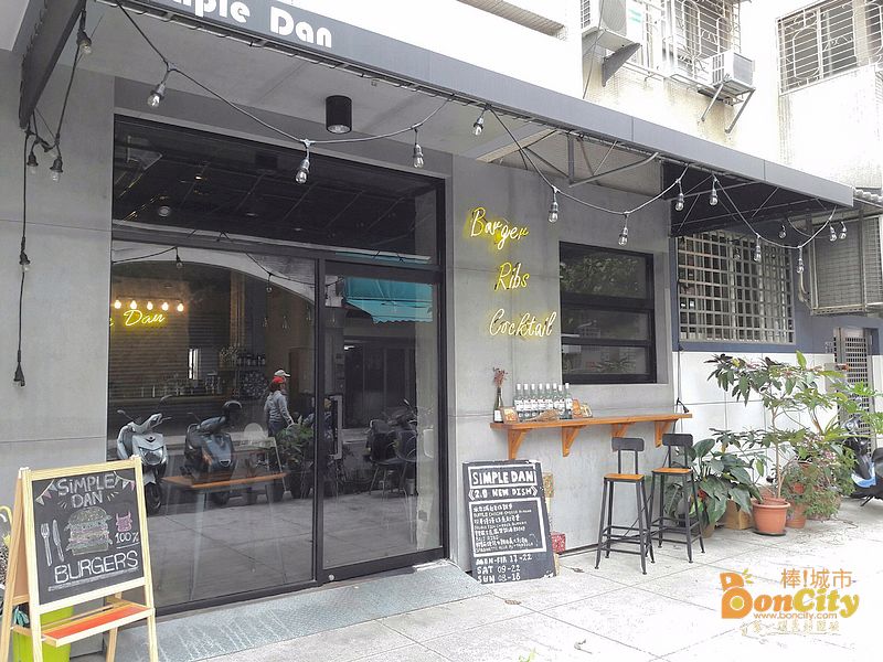 SIMPLE DAN BRUNCH DRINK DESSERT