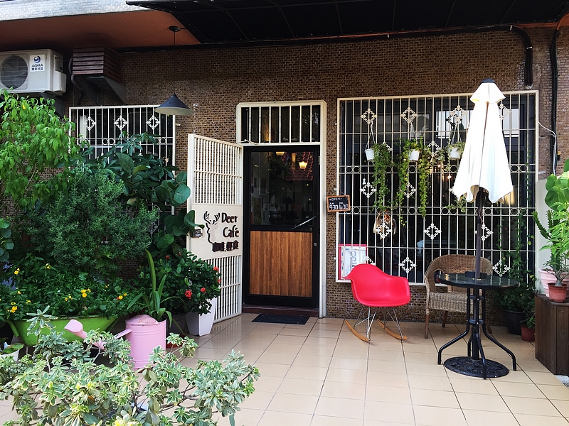 Deer Caf'e