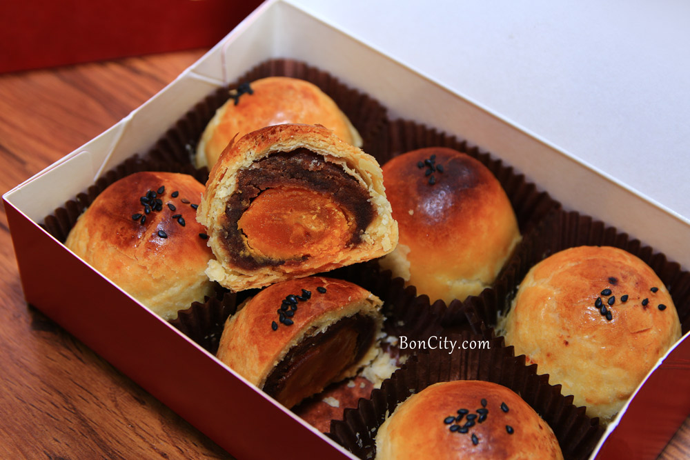 不二糕餅(台中蛋黃酥)