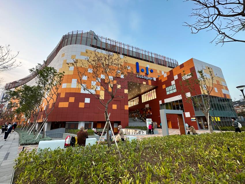 台中三井LaLaport購物中心，南館美食街菜單MENU一次看、停車資訊、交通指南都在這！